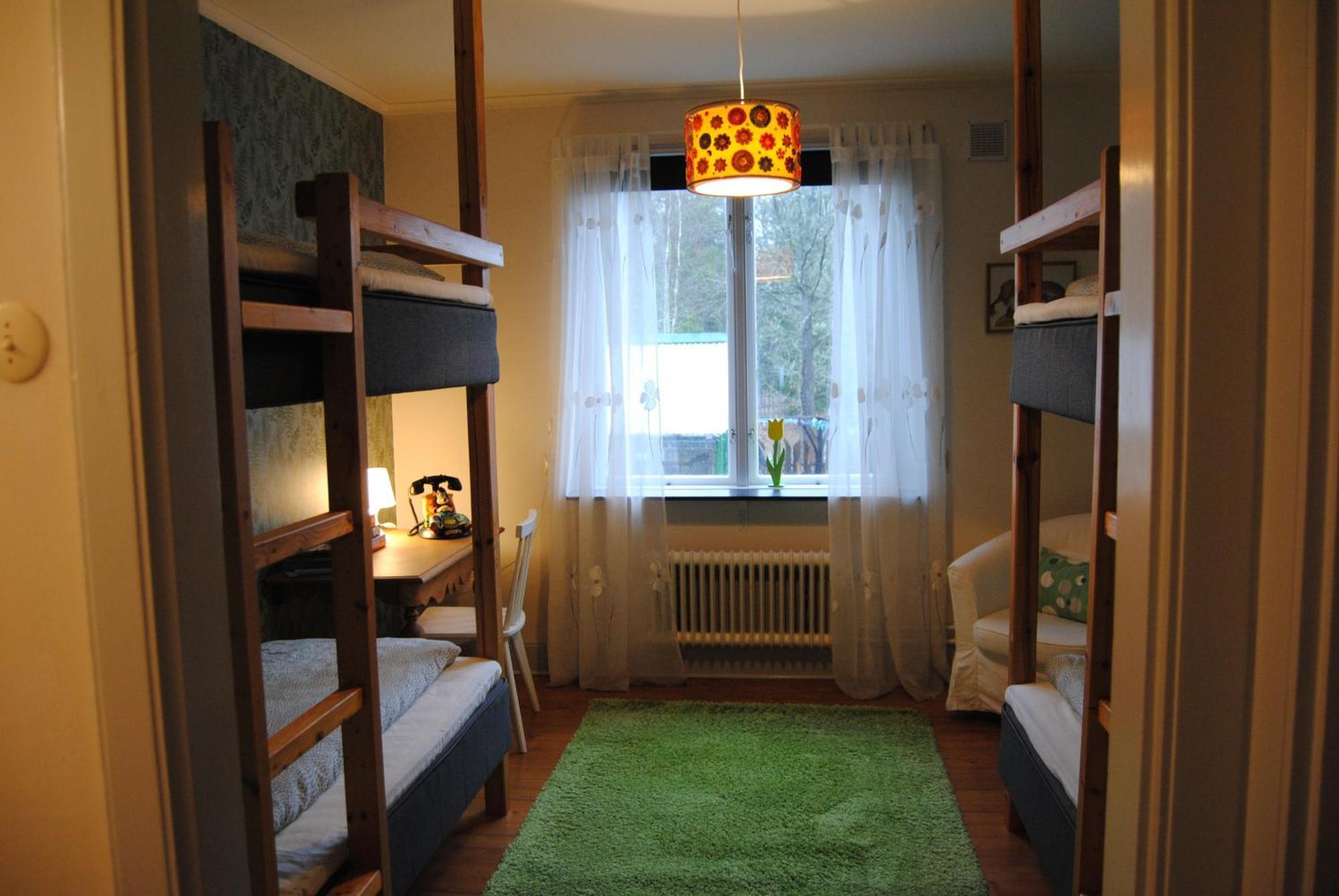 Villa Karllösa Värdshem&Creperie Målilla Exteriör bild
